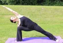 Photo of Parsvakonasana Yoga and Mahamudra 