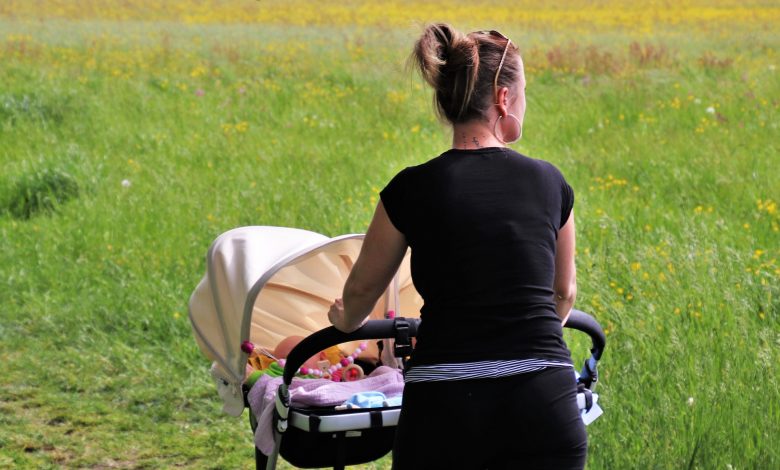 Photo of How to wash a double jogging stroller