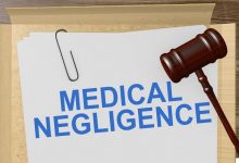 Photo of Difference Between Medical Malpractice & Negligence 